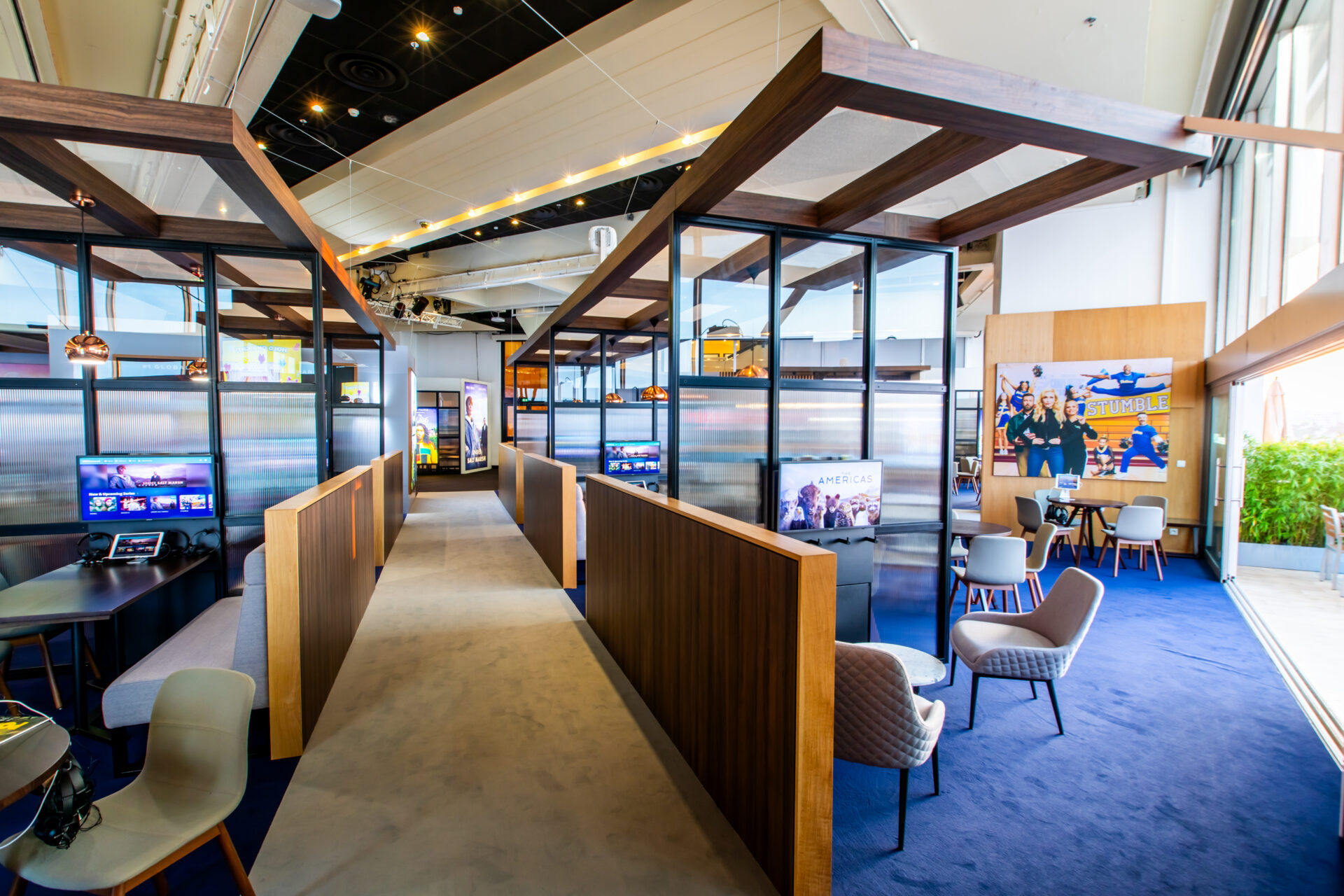 Modern exhibition space with seating areas