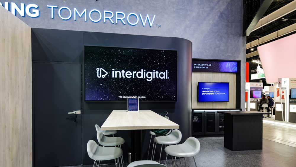 interdigital9 Modern tech display in exhibition space
